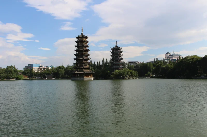 Half-Day Guilin City Tour: Elephant Trunk Hill & Tea Plantation Experience